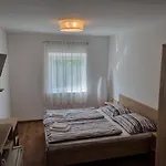 Adam Apartmanhaz 4*