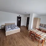 Pensjonat Adam Apartmanhaz