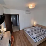 Adam Apartmanhaz 4*