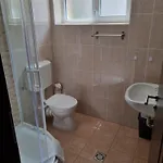 Adam Apartmanhaz Pensjonat Siófok