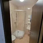 Adam Apartmanhaz