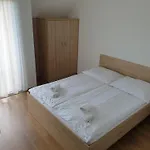 Adam Apartmanhaz Pensjonat
