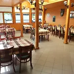 Adam Apartmanhaz Шиофок