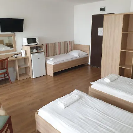 Guest house Adam Apartmanhaz Siofok
