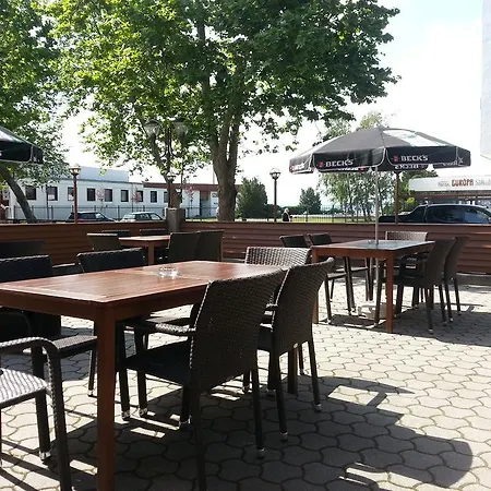 Adam Apartmanhaz 4* Siófok