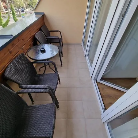 Gæstehus Adam Apartmanhaz 4*
