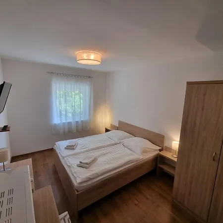 Gasthof Adam Apartmanhaz 4*