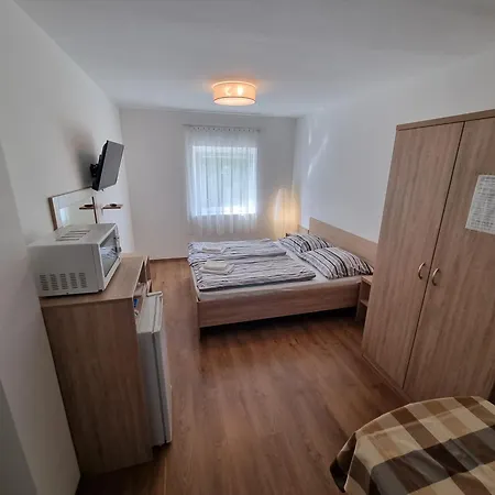 Adam Apartmanhaz Siofok