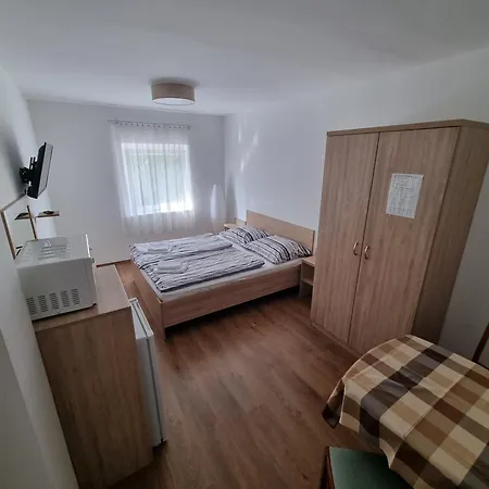 Adam Apartmanhaz Guest house Siofok