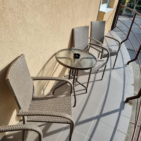Guest house Adam Apartmanhaz Siofok