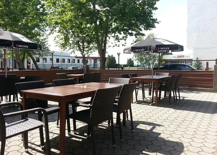 Adam Apartmanhaz 3* Siófok