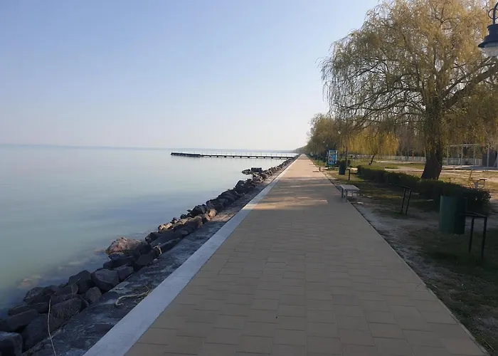 Adam Apartmanhaz Pensiune